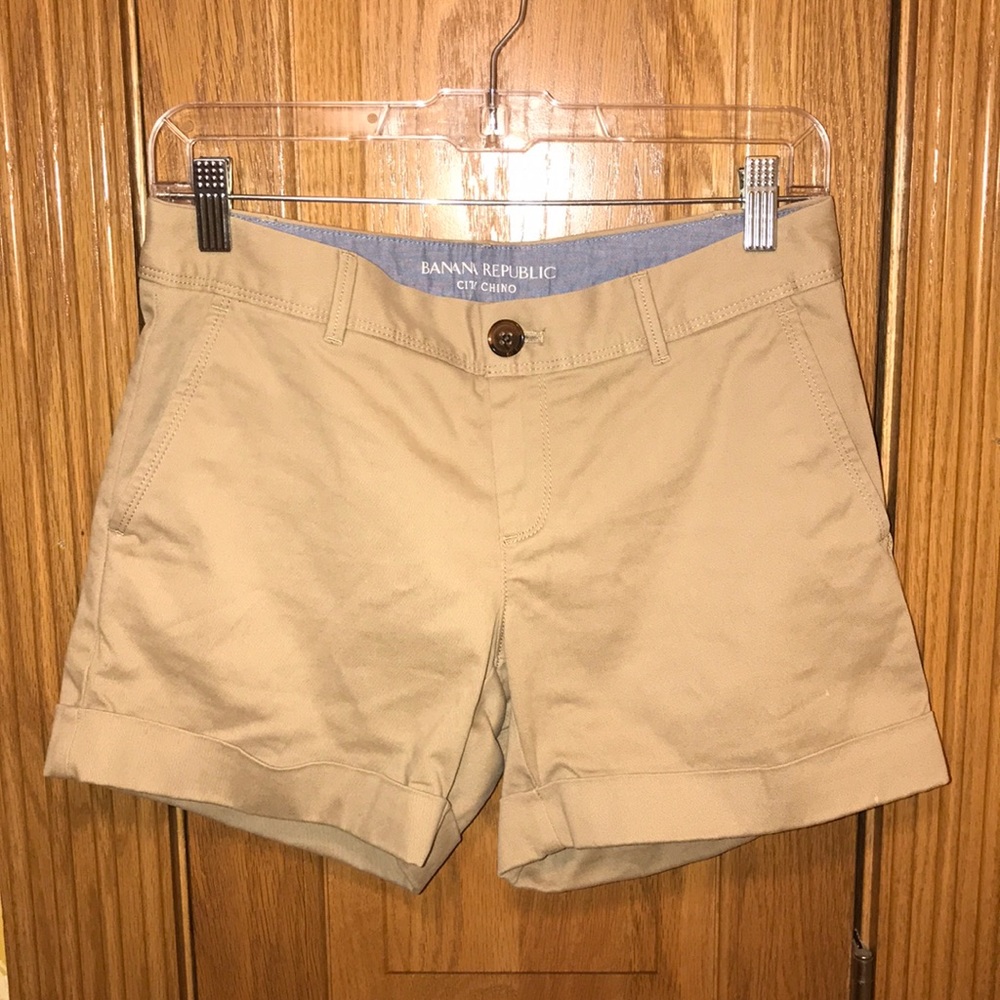 Banana Republic City Chino shorts